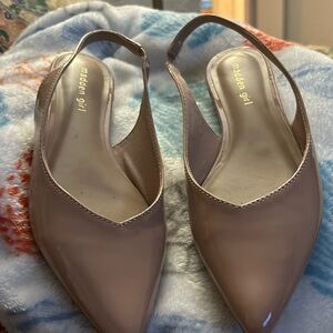 Madden Girl sling back flat sandals🫶